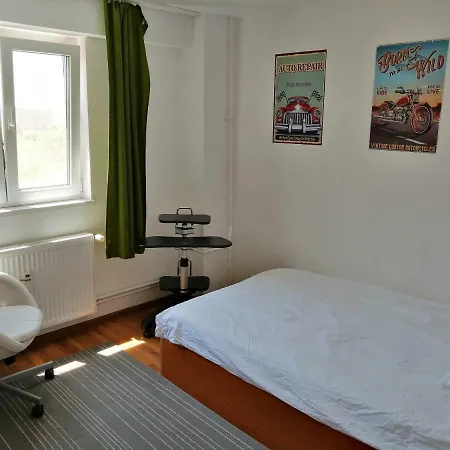 Large Cozy Central Apartment, With A View Apartment